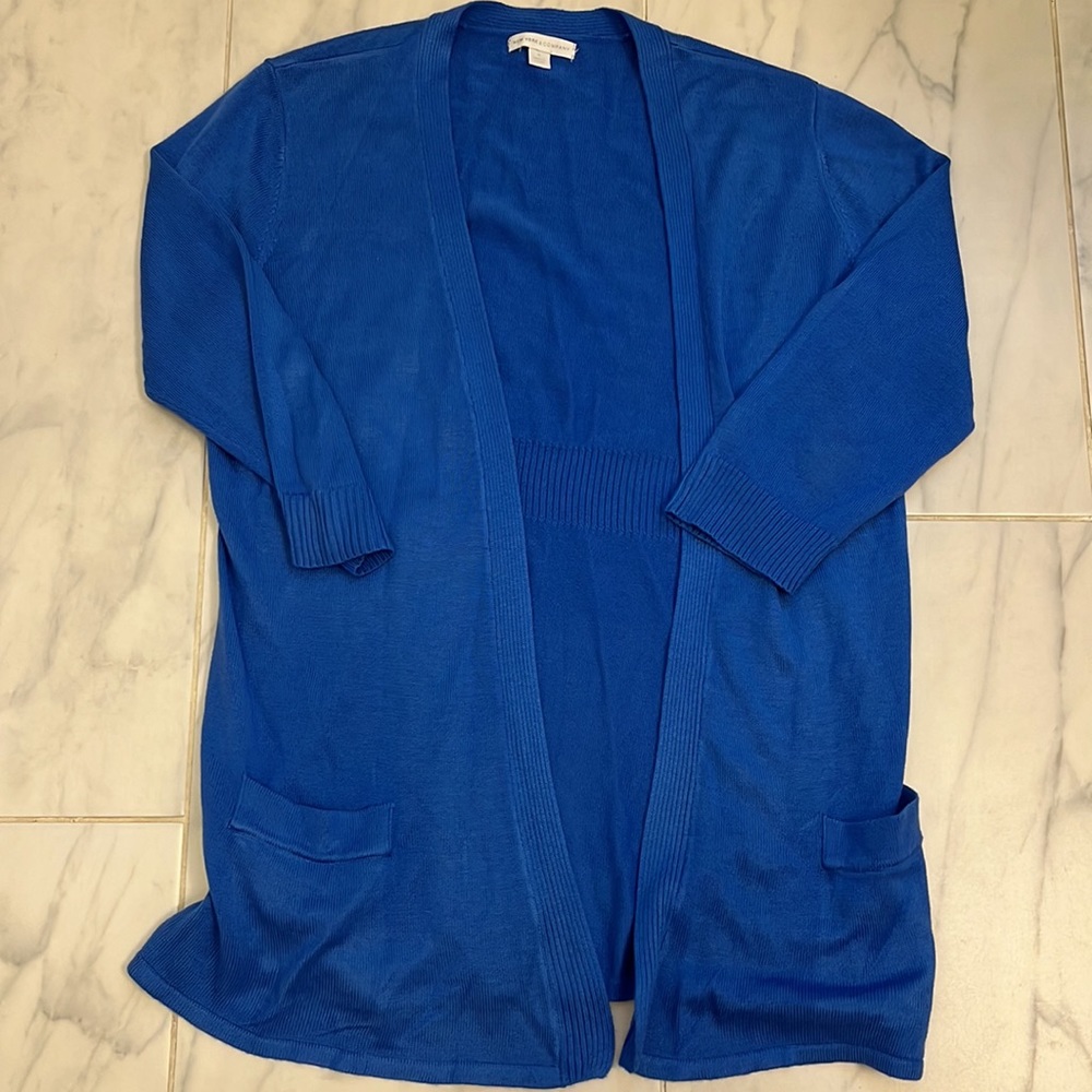 New York and company three-quarter inch sleeves blue sweater